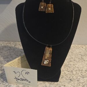 Metal Leafing Pendant Necklace and Earring Set By Tessoro